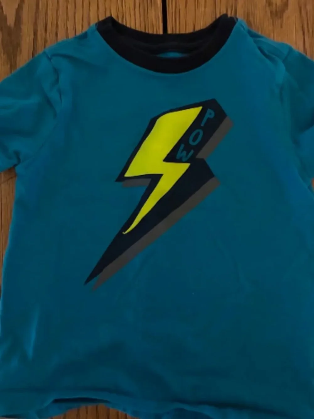 4 item bundle (18-24 mo boys summer) like new